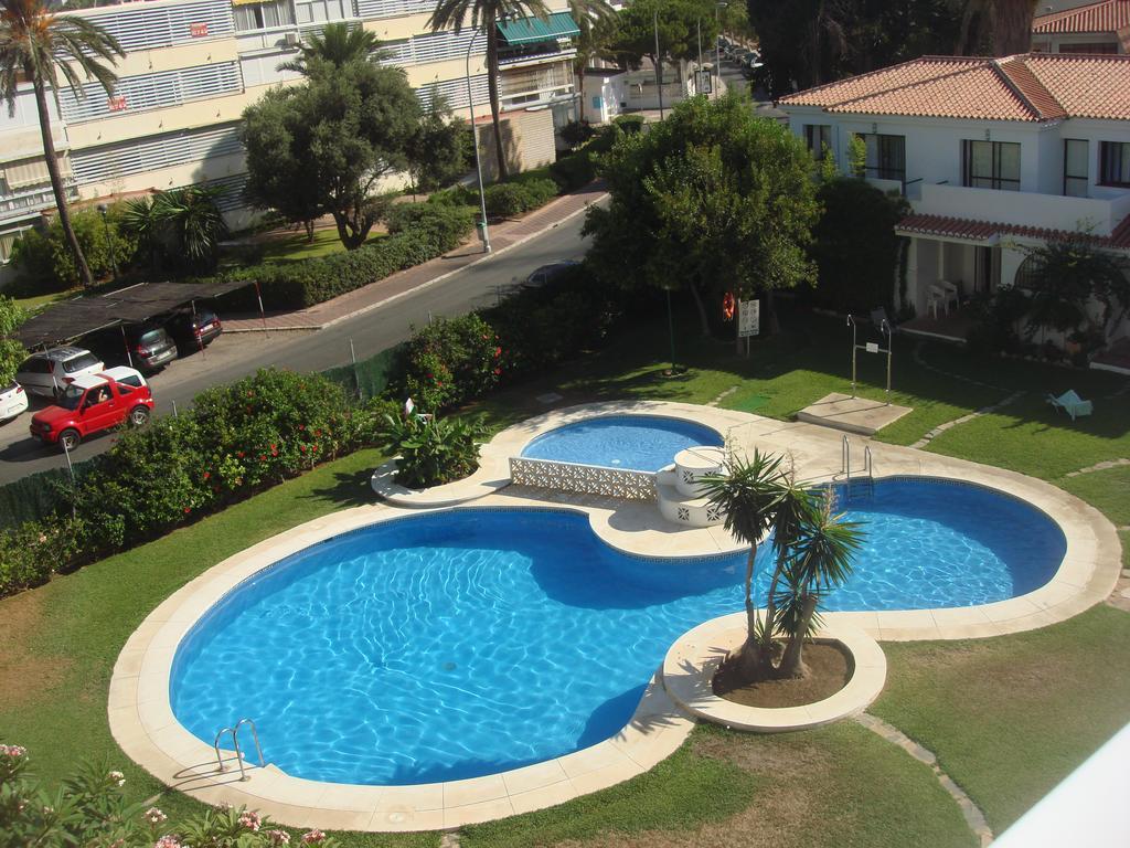 Apartamentos Sol Y Playa Торремолинос Номер фото